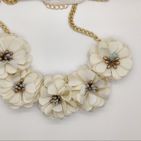 Flower Pendants Collar Gold Chain Boho Necklace - Picture 4 of 6